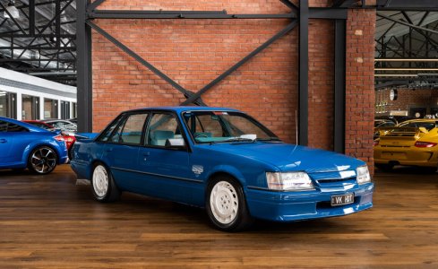 HDT-Commodore-Brock-Blue-1-1140x700.jpg